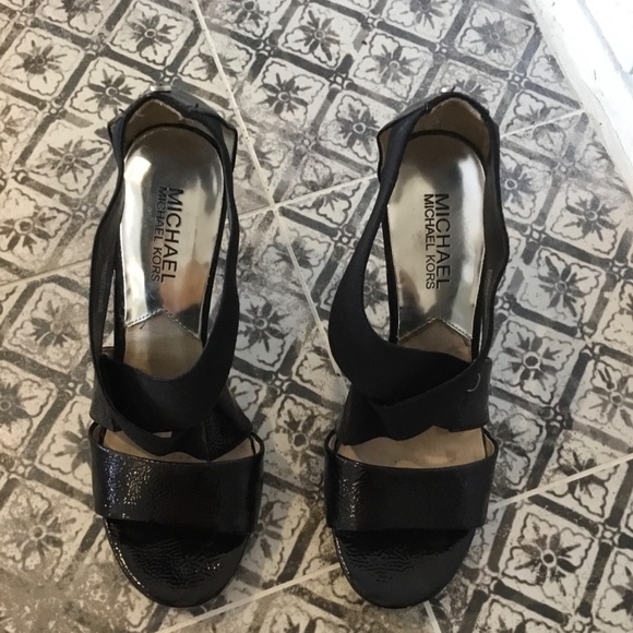 Michael Kors Heels Size 6 - Picture 2 of 3